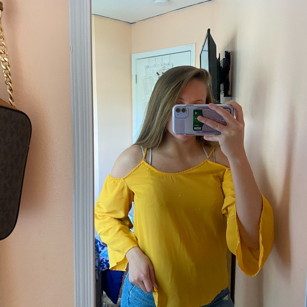 yellow blouse